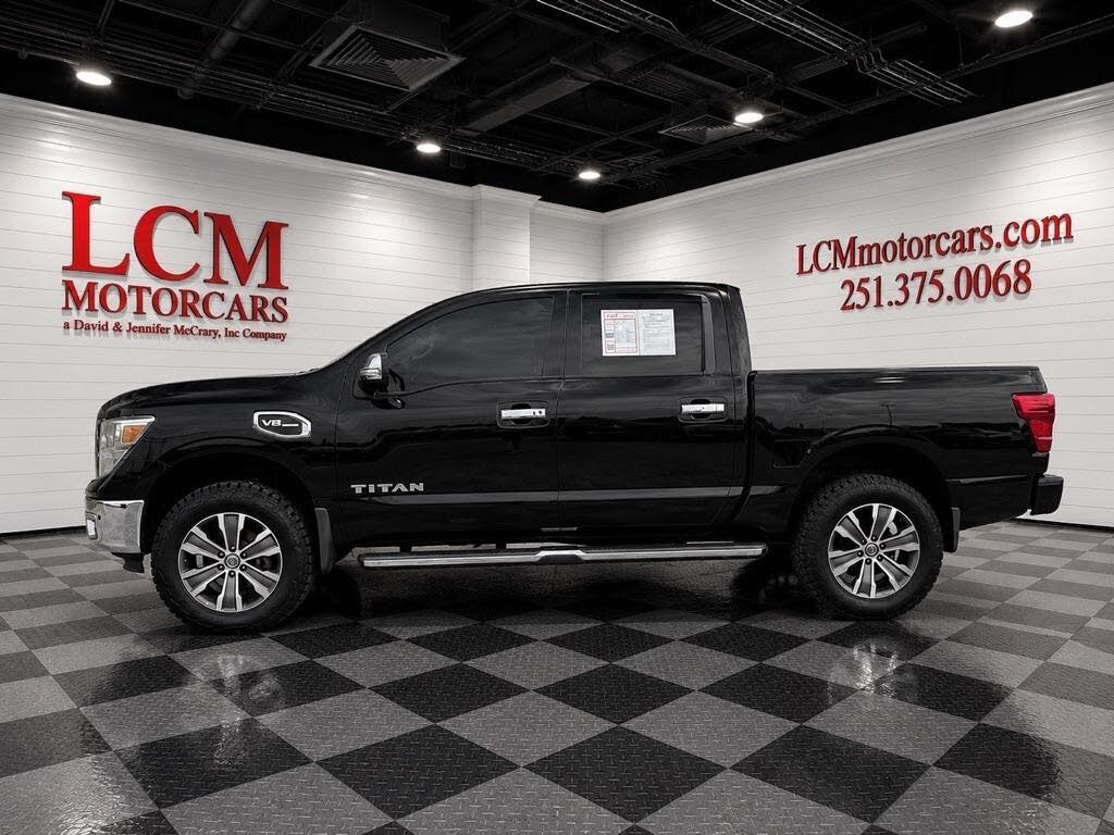 2017 Nissan Titan SL