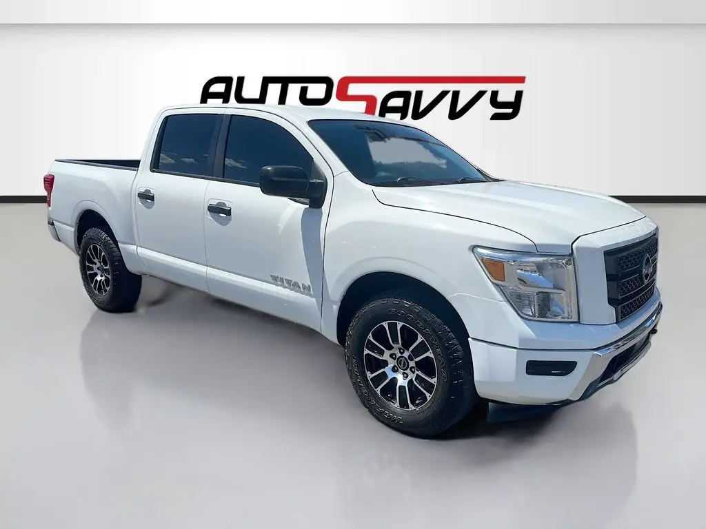 2024 Nissan Titan SV