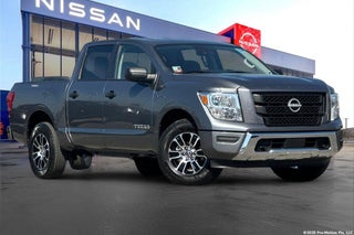 2023 Nissan Titan SV