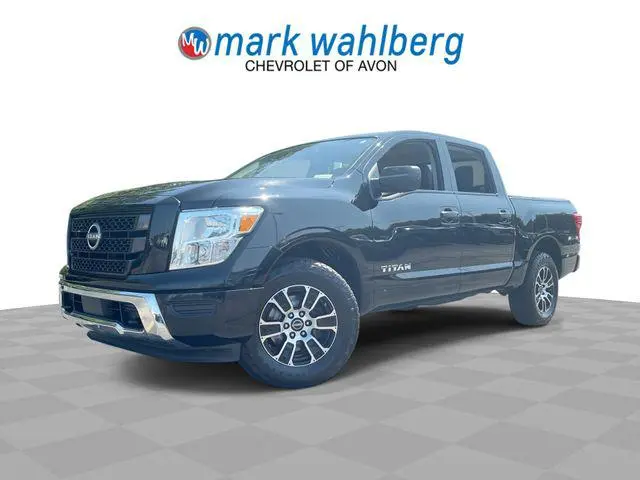 2023 Nissan Titan SV