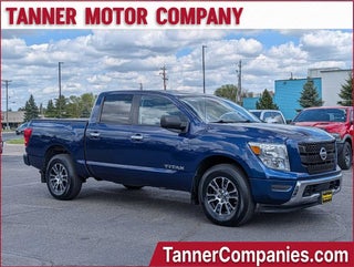 2021 Nissan Titan SV