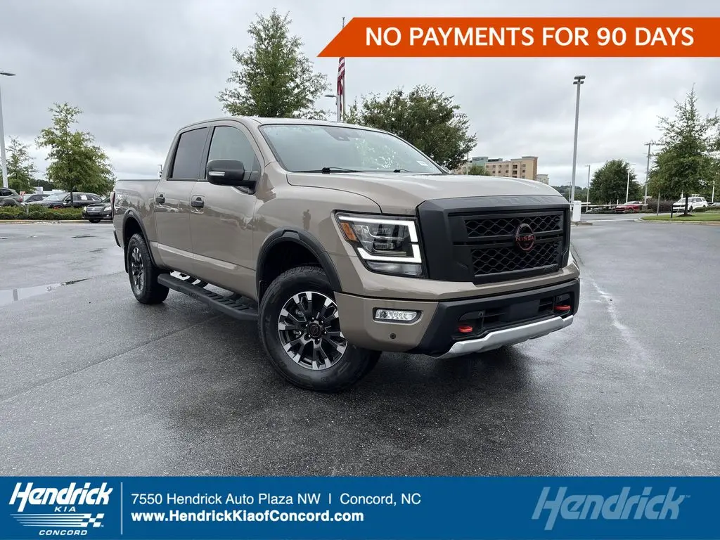 2024 Nissan Titan Pro 4x