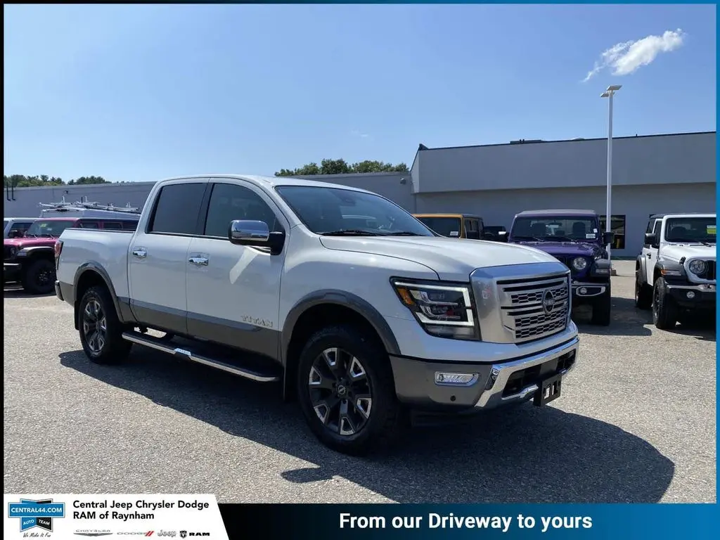 2023 Nissan Titan PRO-4X