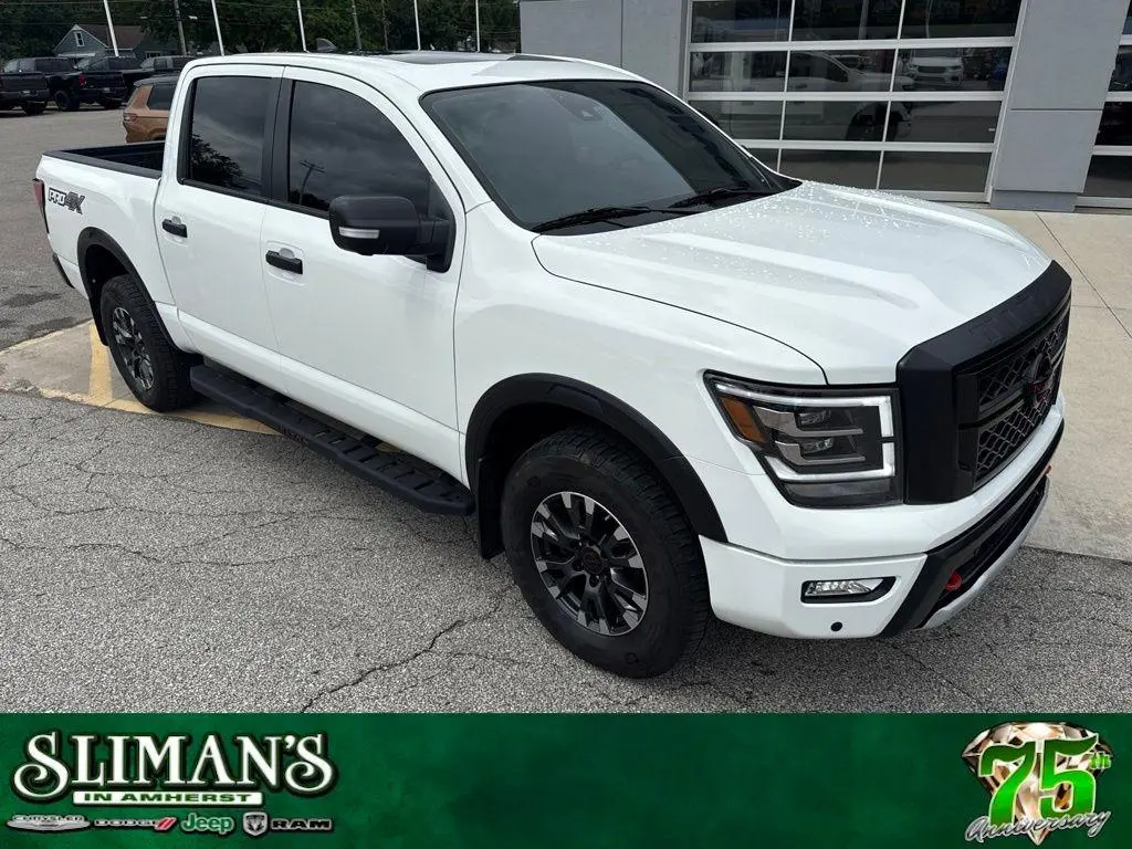 2024 Nissan Titan Pro 4x