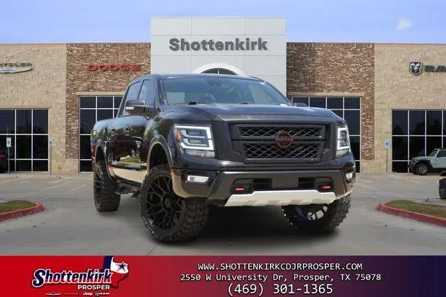 2024 Nissan Titan Pro 4x