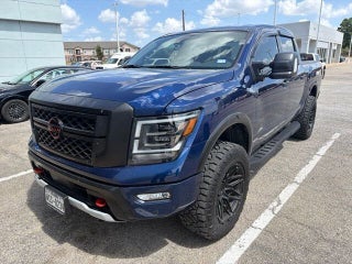 2024 Nissan Titan Pro 4x
