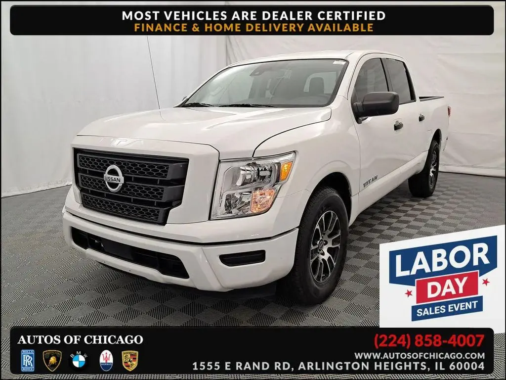 2023 Nissan Titan SV