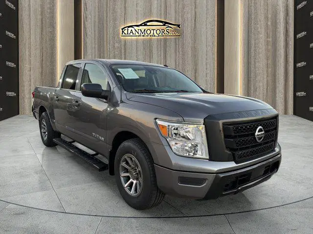 2021 Nissan Titan SV