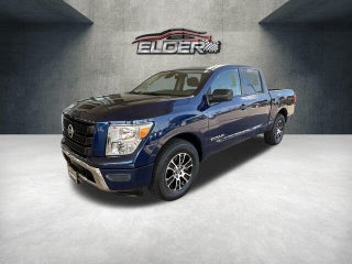 2022 Nissan Titan SV
