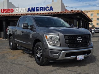 2023 Nissan Titan SV