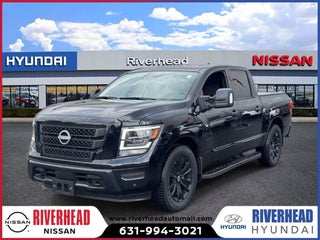 2024 Nissan Titan SV