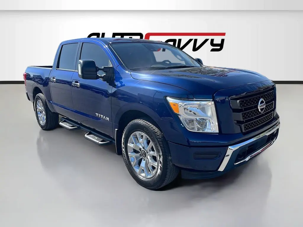 2024 Nissan Titan SV