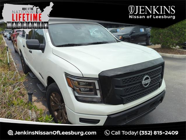 2024 Nissan Titan SV