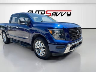 2023 Nissan Titan SV