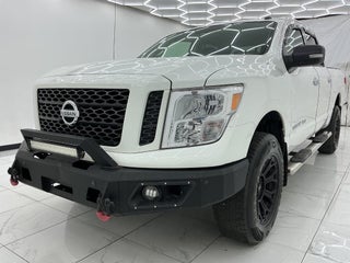 2019 Nissan Titan SV