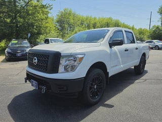 2018 Nissan Titan SV