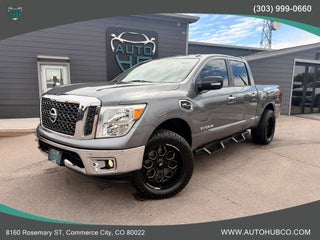 2017 Nissan Titan SV