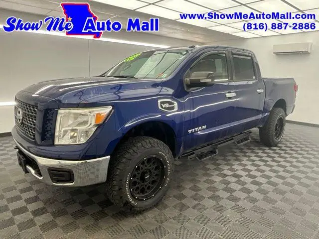 2017 Nissan Titan SV
