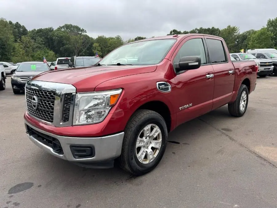 2017 Nissan Titan SV