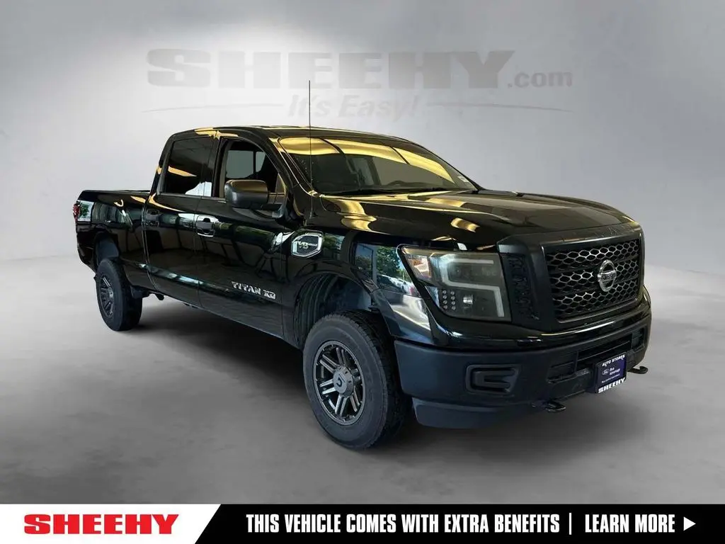 2017 Nissan Titan XD SV