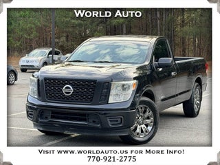 2017 Nissan Titan SV
