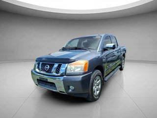 2014 Nissan Titan SV