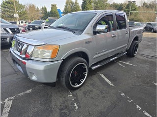 2014 Nissan Titan SV