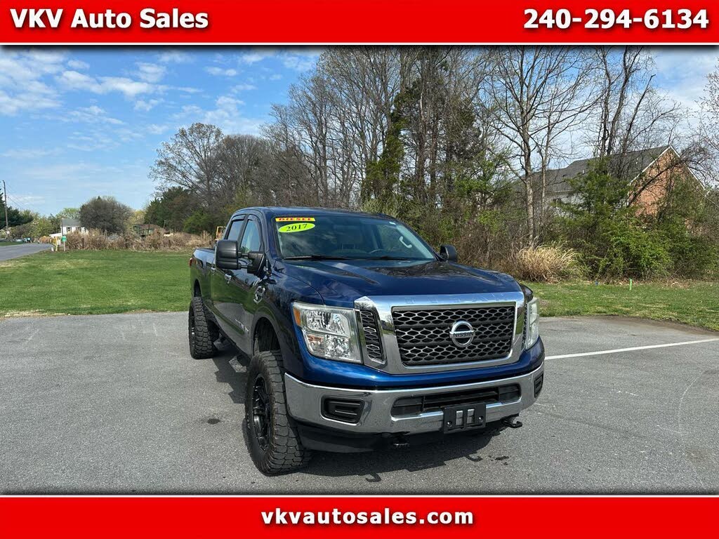 2017 Nissan Titan XD SV