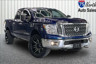 2017 Nissan Titan XD SV