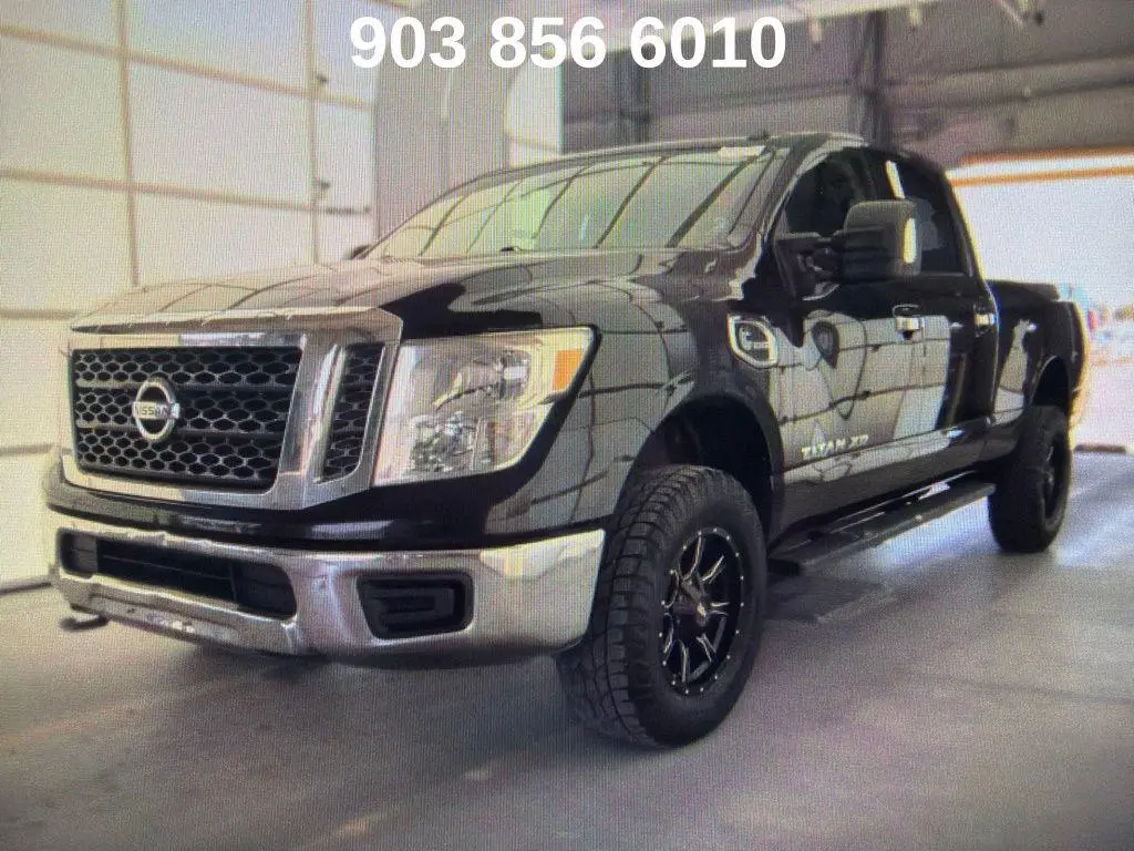 2017 Nissan Titan XD SV