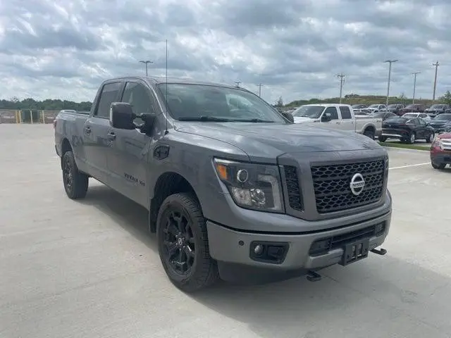 2018 Nissan Titan XD SV