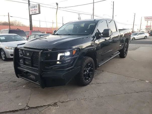 2018 Nissan Titan XD SV