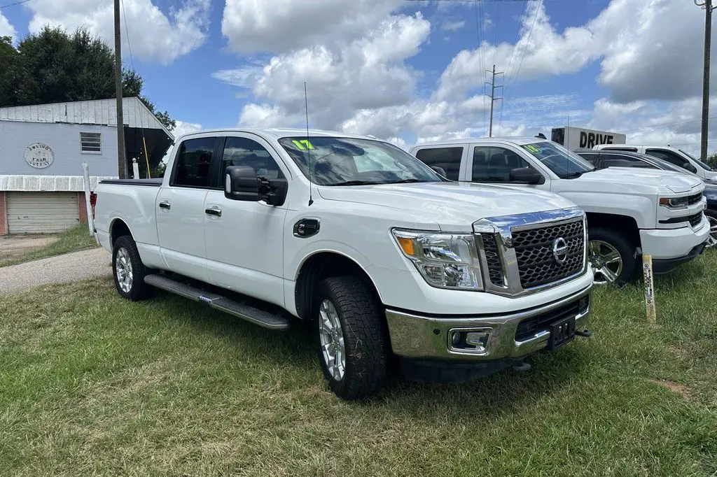 2017 Nissan Titan XD SV