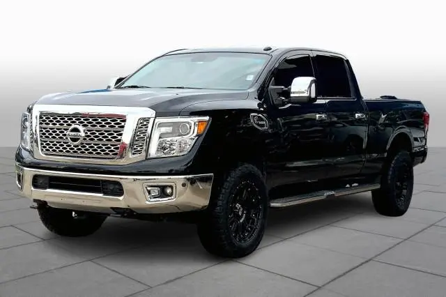2019 Nissan Titan XD SL
