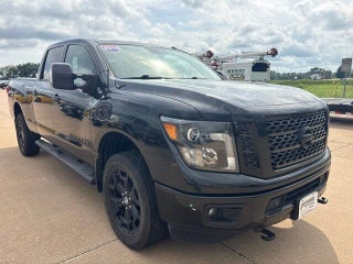 2019 Nissan Titan XD SL