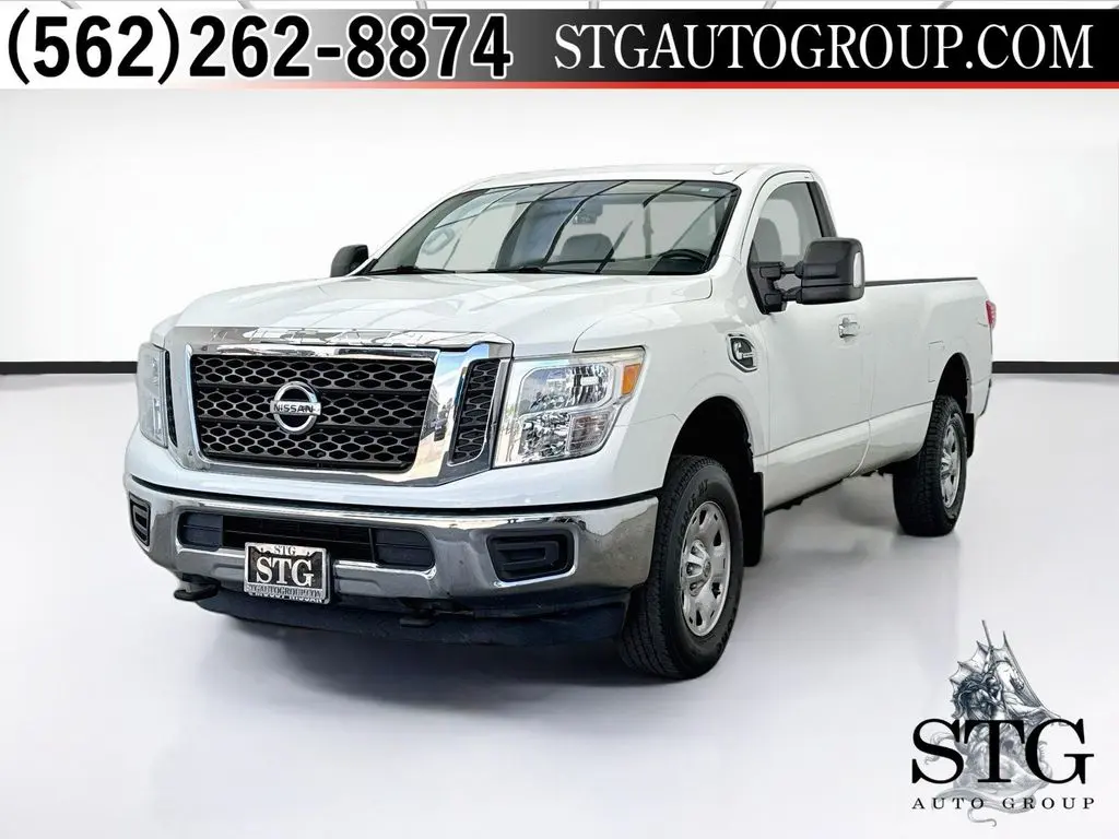 2017 Nissan Titan XD SV