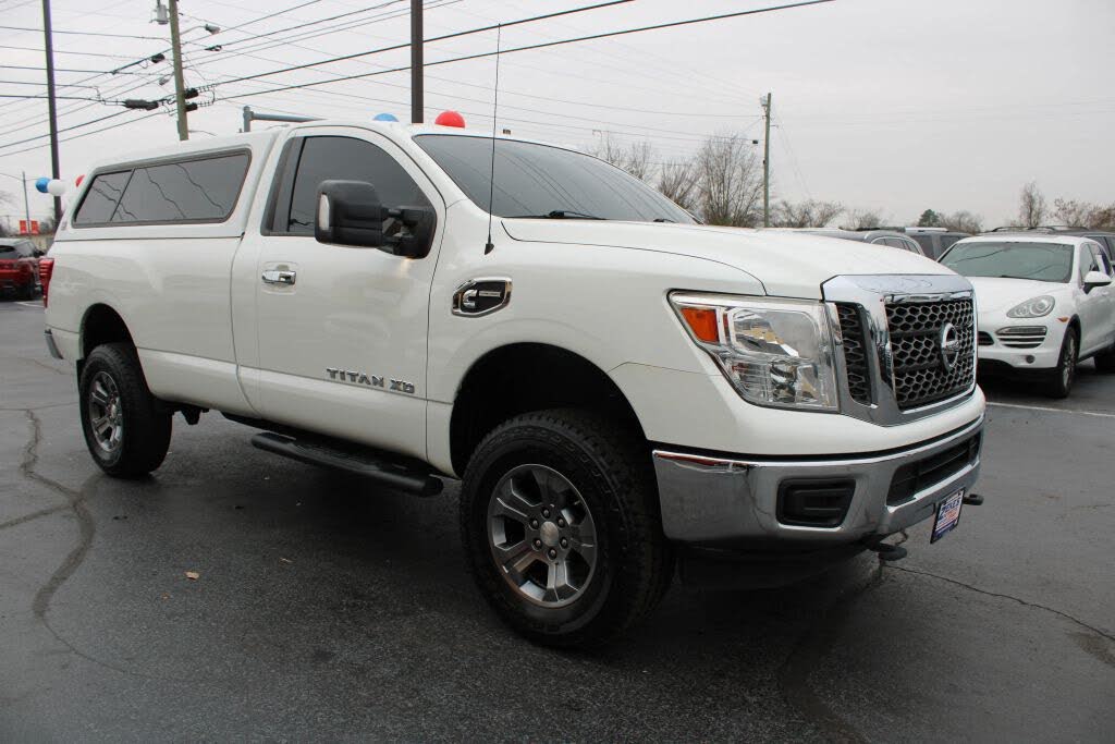 2017 Nissan Titan XD SV