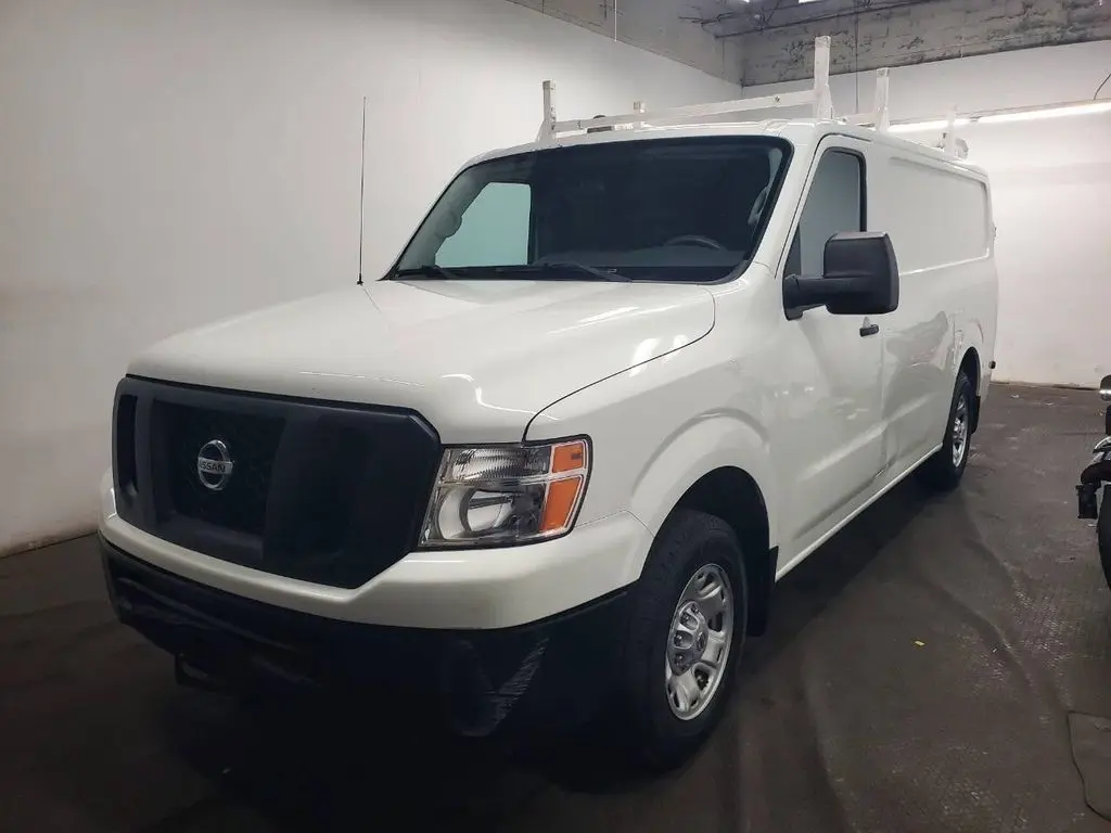 2017 Nissan NV