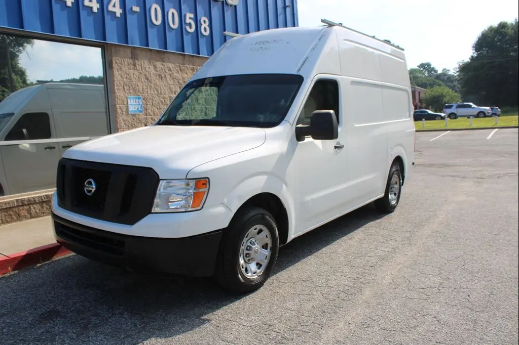 2018 Nissan NV SV