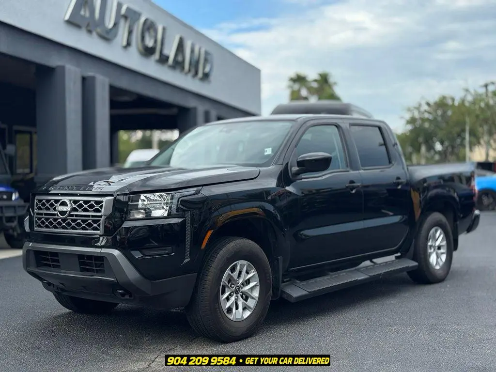 2024 Nissan Frontier SV