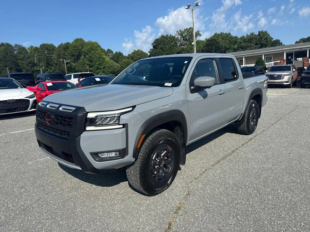 2025 Nissan Frontier PRO-4X