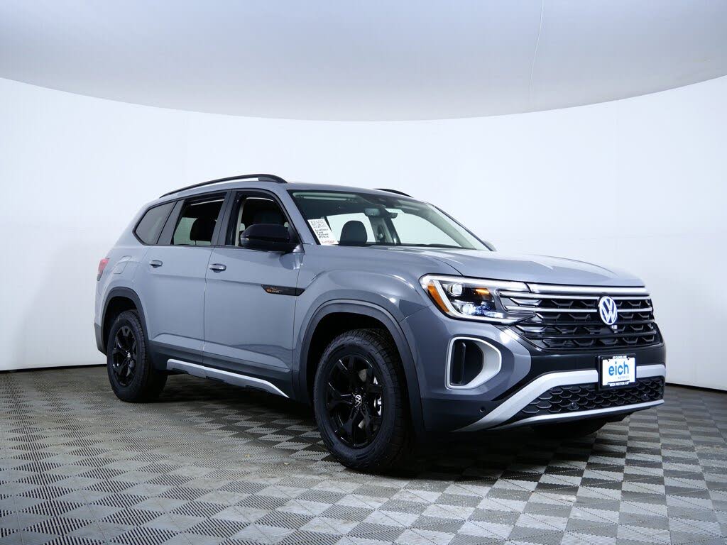 2026 Volkswagen Atlas Peak Edition