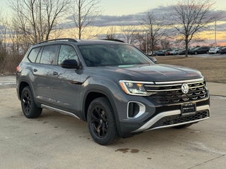 2026 Volkswagen Atlas Peak Edition