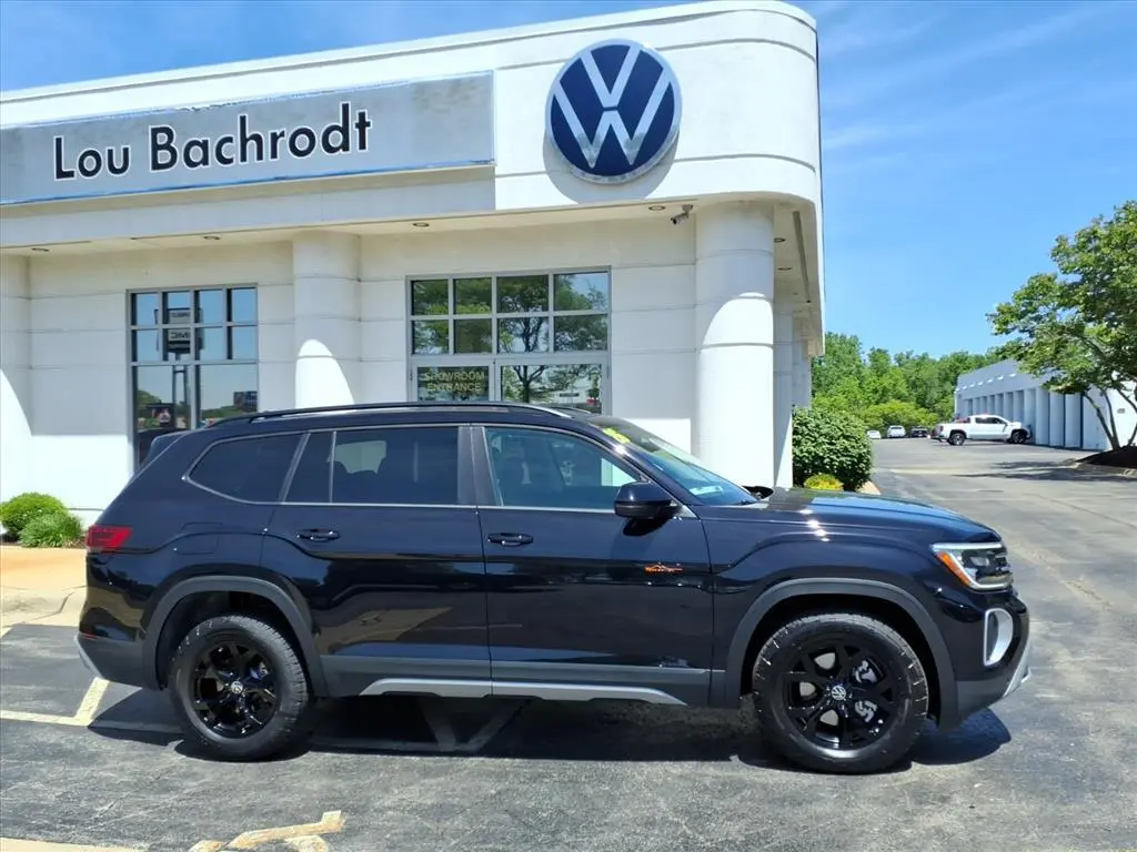 2026 Volkswagen Atlas Peak Edition