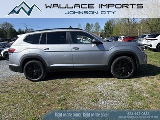 2025 Volkswagen Atlas SE