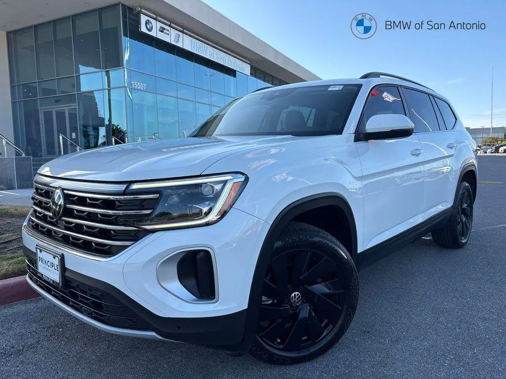 2024 Volkswagen Atlas SE