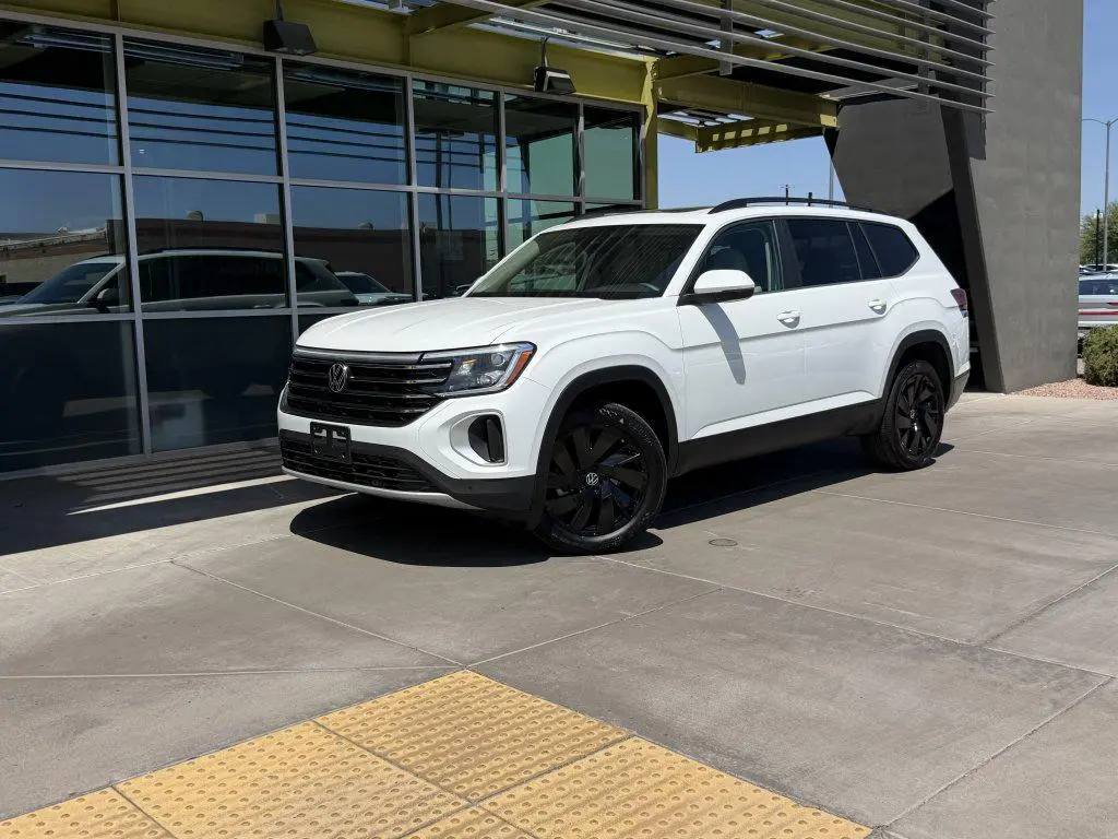 2024 Volkswagen Atlas SE