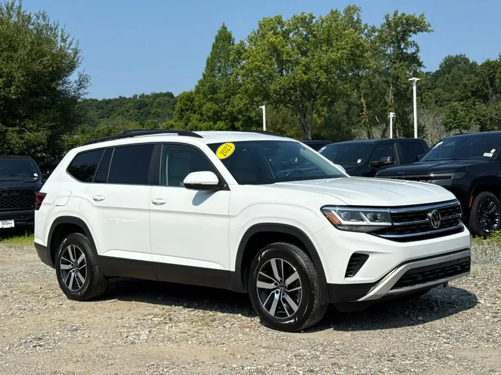 2023 Volkswagen Atlas SE
