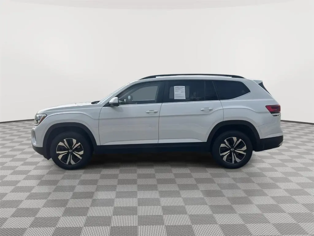 2024 Volkswagen Atlas SE