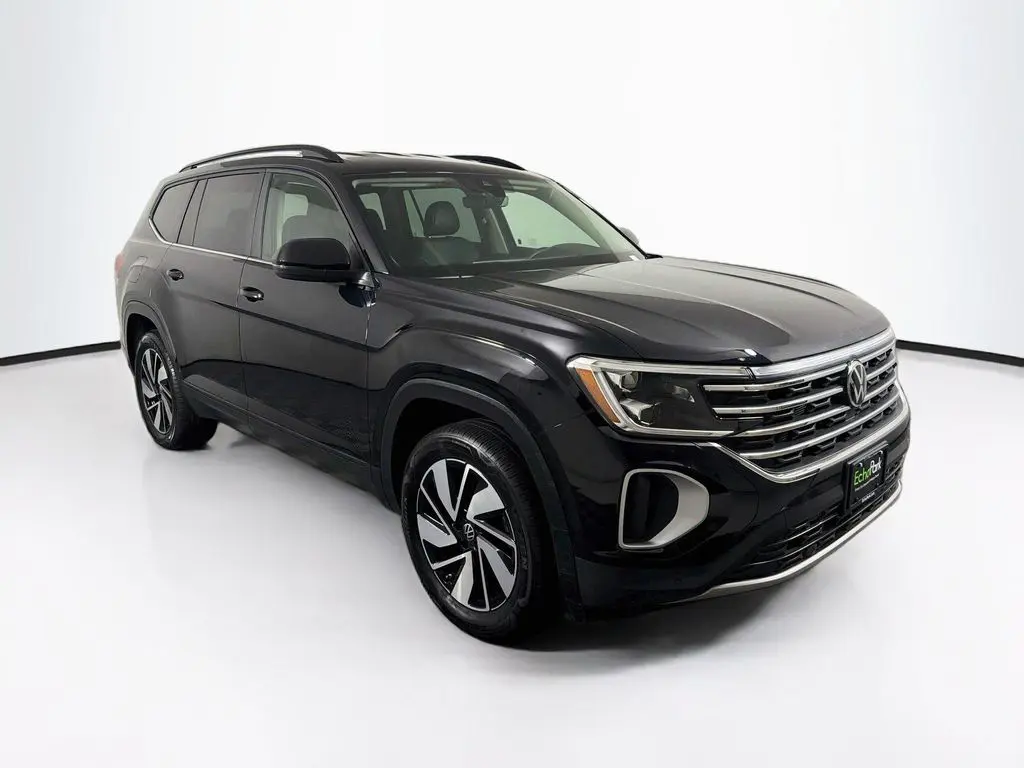 2025 Volkswagen Atlas SE